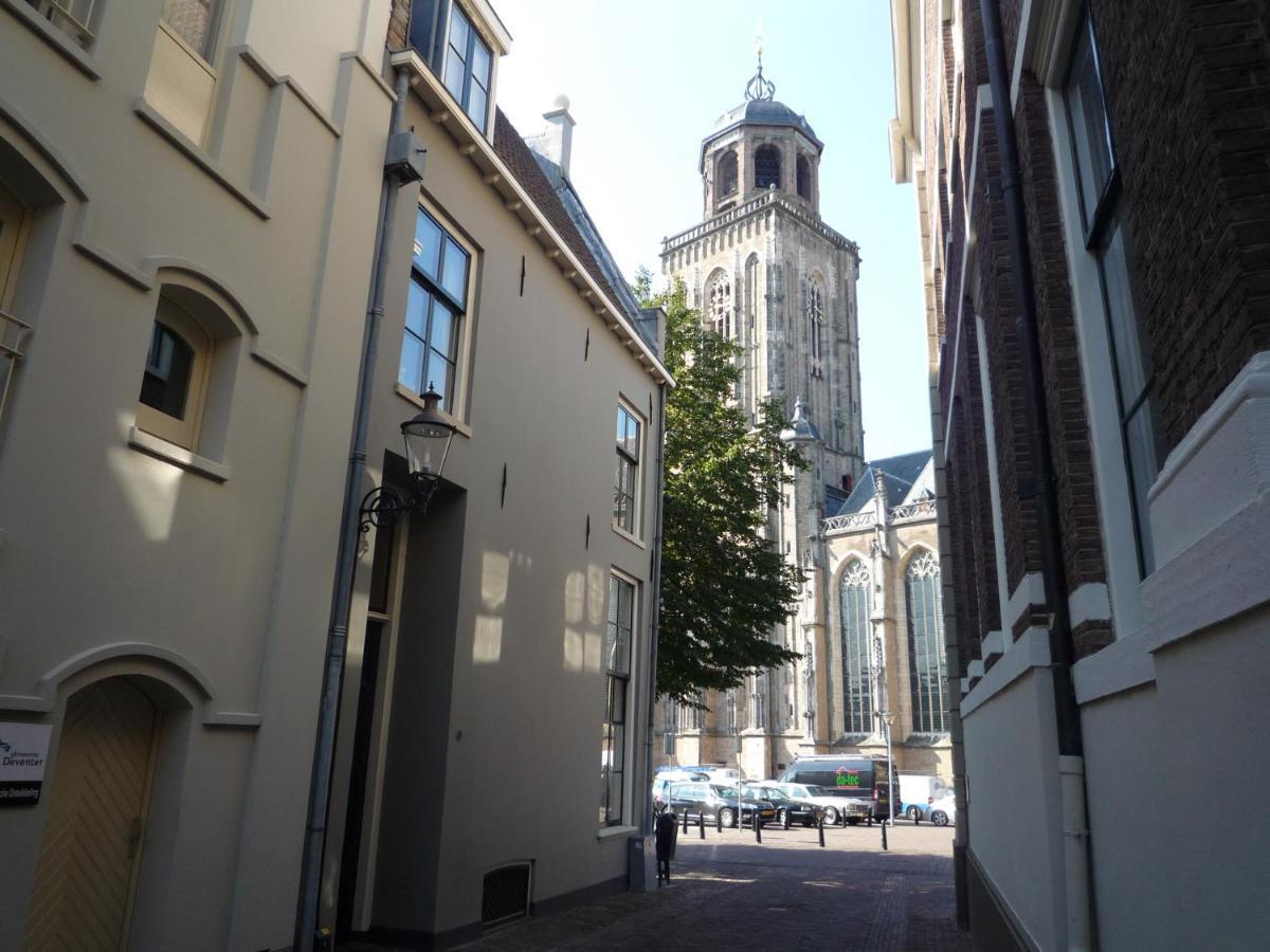 Hanzestadslogement De Leeuw, In Het Centrum, Met Een Binnenplaats, Kamers Met Badkamer En Toilet En Een Keukentje Deventer Exterior foto